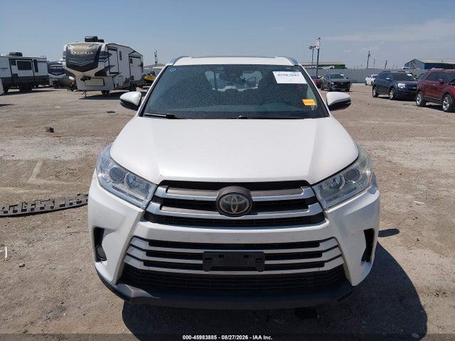 2018 Toyota Highlander Xle მანქანა იყიდება აუქციონზე, vin: 5TDJZRFH1JS490944, აუქციონის ნომერი: 45983885