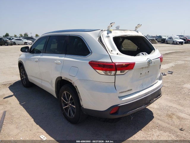 2018 Toyota Highlander Xle მანქანა იყიდება აუქციონზე, vin: 5TDJZRFH1JS490944, აუქციონის ნომერი: 45983885