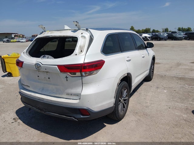 2018 Toyota Highlander Xle მანქანა იყიდება აუქციონზე, vin: 5TDJZRFH1JS490944, აუქციონის ნომერი: 45983885