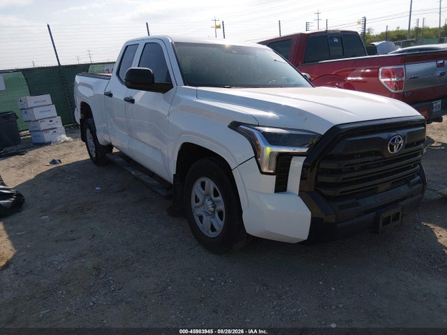 Продажа на аукционе авто 2024 Toyota Tundra Sr, vin: 5TFKB5AA5RX031417, номер лота: 45983945