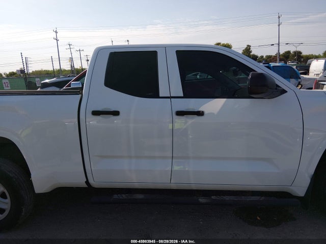 Продажа на аукционе авто 2024 Toyota Tundra Sr, vin: 5TFKB5AA5RX031417, номер лота: 45983945