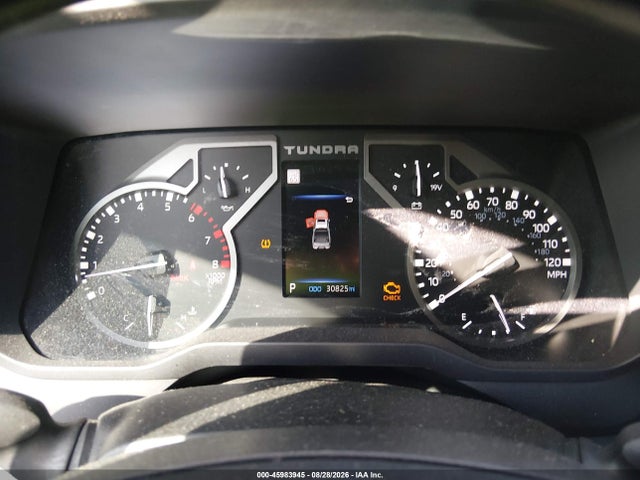 Продажа на аукционе авто 2024 Toyota Tundra Sr, vin: 5TFKB5AA5RX031417, номер лота: 45983945