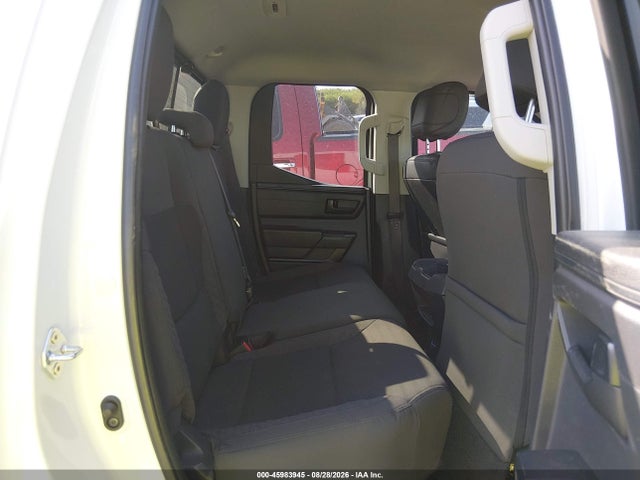 Продажа на аукционе авто 2024 Toyota Tundra Sr, vin: 5TFKB5AA5RX031417, номер лота: 45983945