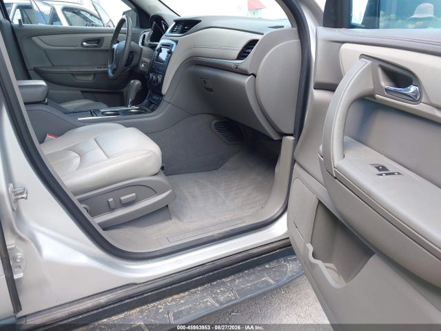 45983953 :رقم المزاد ، 1GNKVHKD6GJ163787 vin ، 2016 Chevrolet Traverse Lt مزاد بيع