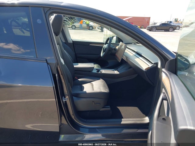 Aukcja sprzedaży 2025 Tesla Model Y Long Range Dual Motor All-wheel Drive, vin: 7SAYGDEE0SF282688, numer aukcji: 45983963