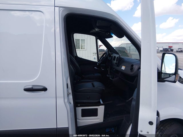 45983972 :رقم المزاد ، W1Y4NDHY3RT180988 vin ، 2024 Mercedes-benz Sprinter 2500 High Roof 4-cyl Diesel Ho مزاد بيع