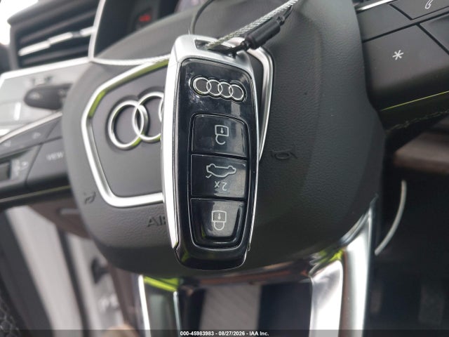 Aukcja sprzedaży 2026 Audi Q8 Premium Plus 55 Tfsi Quattro Tiptronic, vin: WA1BVBF13TD033250, numer aukcji: 45983983