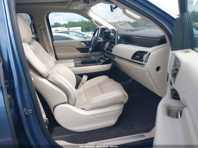 Продажа на аукционе авто 2019 Lincoln Navigator Reserve, vin: 5LMJJ2LT9KEL13002, номер лота: 45984005