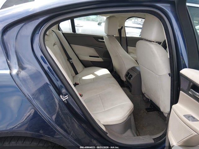Jaguar Xe 25t 2017 SAJAR4BG0HA971924 Image 8