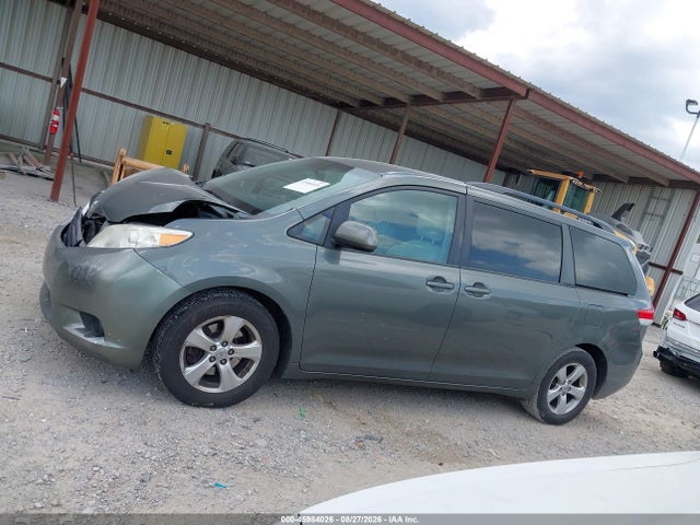 Aukcja sprzedaży 2014 Toyota Sienna Le V6 8 Passenger, vin: 5TDKK3DC1ES488792, numer aukcji: 45984026