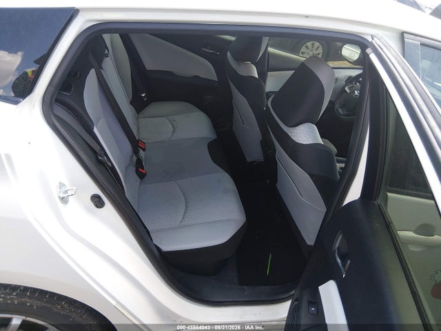 45984043 :رقم المزاد ، JTDKBRFU0G3509886 vin ، 2016 Toyota Prius Two مزاد بيع