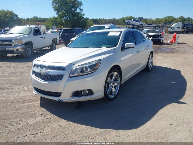 2013 Chevrolet Malibu 2lz მანქანა იყიდება აუქციონზე, vin: 1G11J5SX0DF323761, აუქციონის ნომერი: 45984044