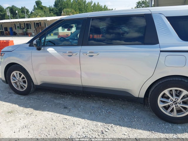 Продажа на аукционе авто 2023 Kia Carnival Mpv Lx Seat Package, vin: KNDNB4H31P6210202, номер лота: 45984097