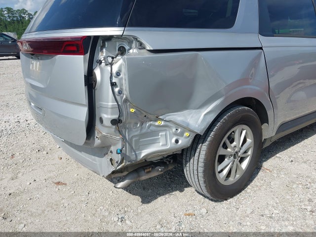 Продажа на аукционе авто 2023 Kia Carnival Mpv Lx Seat Package, vin: KNDNB4H31P6210202, номер лота: 45984097