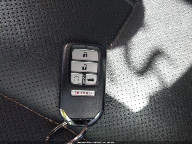 2016 Honda Civic Touring მანქანა იყიდება აუქციონზე, vin: 19XFC1F99GE022660, აუქციონის ნომერი: 45984098