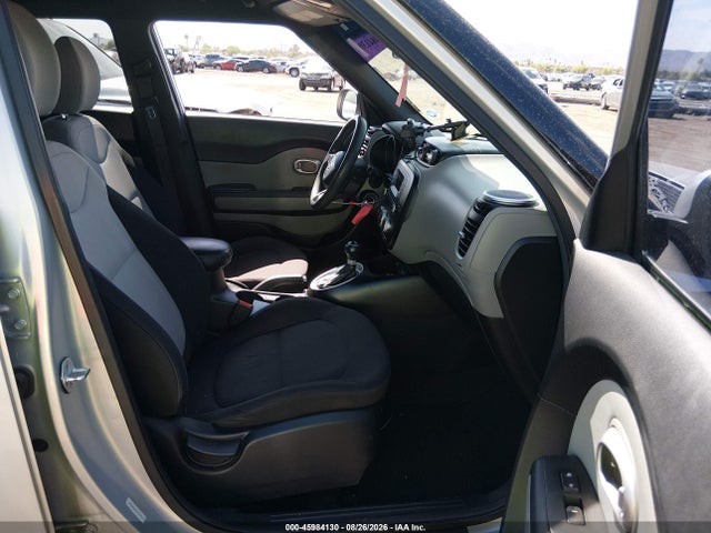 Продаж на аукціоні авто 2015 Kia Soul, vin: KNDJN2A20F7749916, номер лоту: 45984130