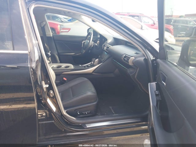 45984142 :رقم المزاد ، JTHBA1D25G5008596 vin ، 2016 Lexus Is 200t مزاد بيع