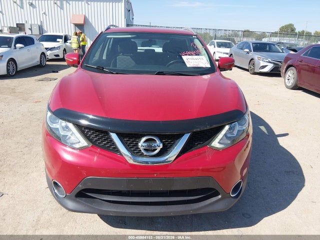 45984153 :رقم المزاد ، JN1BJ1CR4HW135273 vin ، 2017 Nissan Rogue Sport Sv مزاد بيع