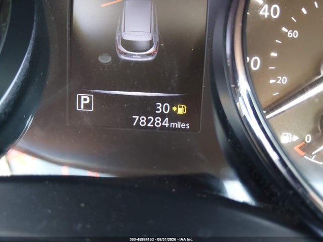 45984153 :رقم المزاد ، JN1BJ1CR4HW135273 vin ، 2017 Nissan Rogue Sport Sv مزاد بيع