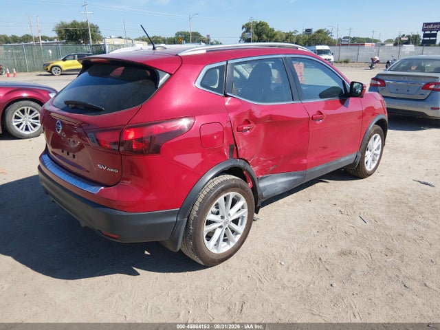 45984153 :رقم المزاد ، JN1BJ1CR4HW135273 vin ، 2017 Nissan Rogue Sport Sv مزاد بيع