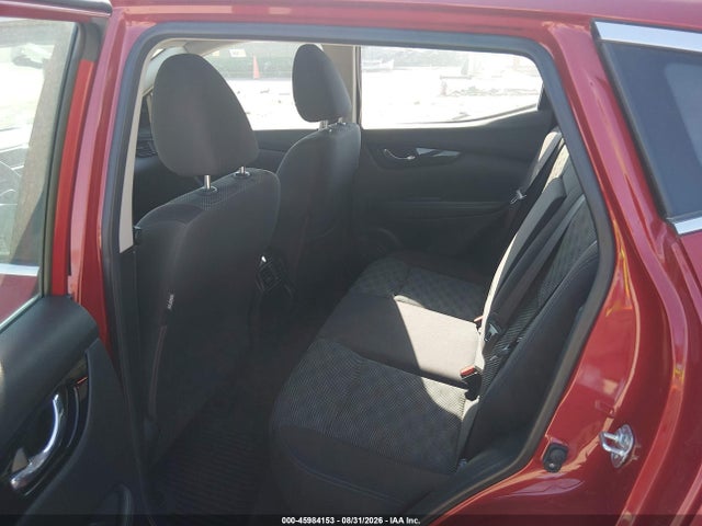45984153 :رقم المزاد ، JN1BJ1CR4HW135273 vin ، 2017 Nissan Rogue Sport Sv مزاد بيع