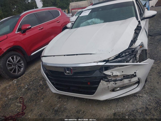 45984192 :رقم المزاد ، 1HGCV1F90JA067432 vin ، 2018 Honda Accord Touring مزاد بيع