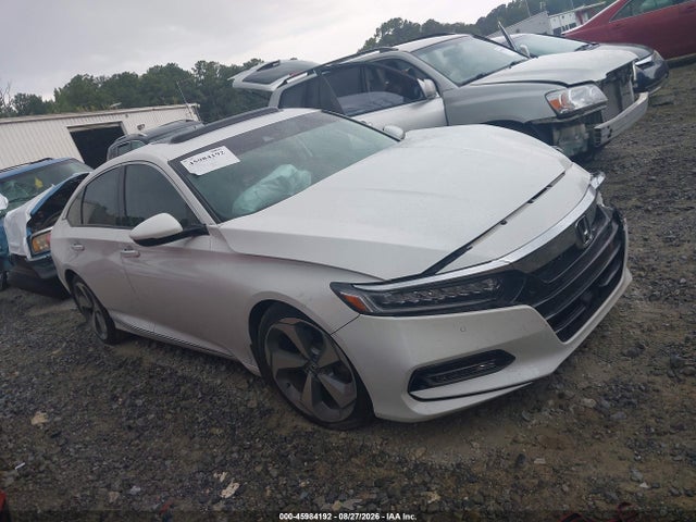 45984192 :رقم المزاد ، 1HGCV1F90JA067432 vin ، 2018 Honda Accord Touring مزاد بيع