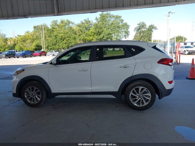 2017 Hyundai Tucson Se მანქანა იყიდება აუქციონზე, vin: KM8J33A47HU506844, აუქციონის ნომერი: 45984244