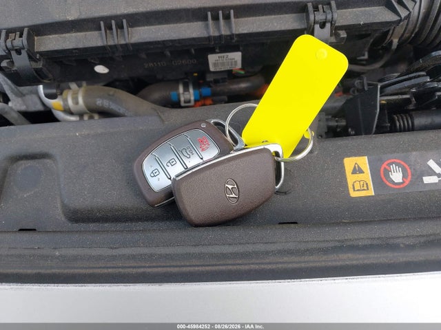 45984252 :رقم المزاد ، KMHC65LC2JU099912 vin ، 2018 Hyundai Ioniq Hybrid Blue مزاد بيع