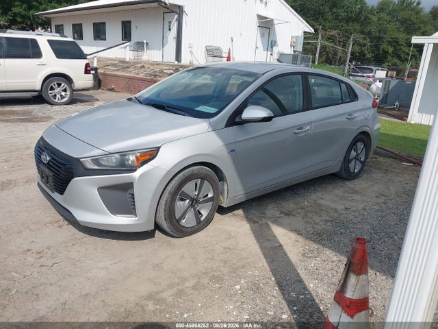 45984252 :رقم المزاد ، KMHC65LC2JU099912 vin ، 2018 Hyundai Ioniq Hybrid Blue مزاد بيع