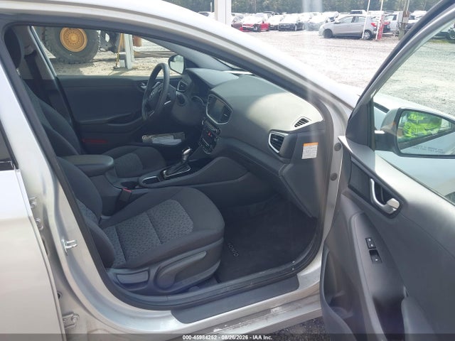 45984252 :رقم المزاد ، KMHC65LC2JU099912 vin ، 2018 Hyundai Ioniq Hybrid Blue مزاد بيع