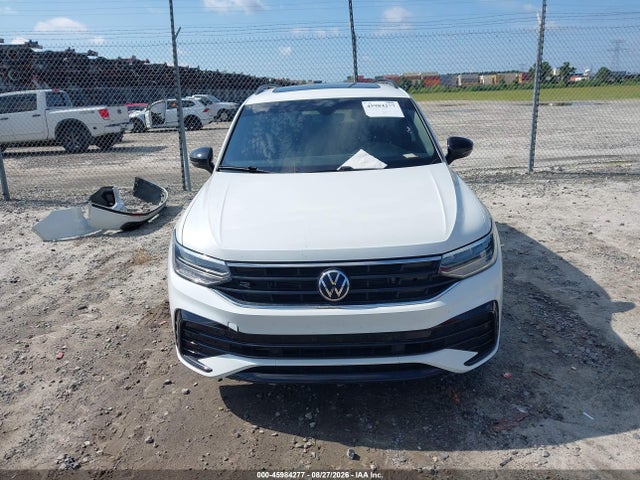 2022 Volkswagen Tiguan 2.0t Se R-line Black მანქანა იყიდება აუქციონზე, vin: 3VVCB7AX9NM062627, აუქციონის ნომერი: 45984277