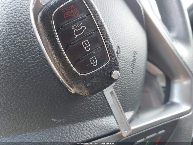 45984281 :رقم المزاد ، KM8SMDHF3JU290933 vin ، 2018 Hyundai Santa Fe Se مزاد بيع