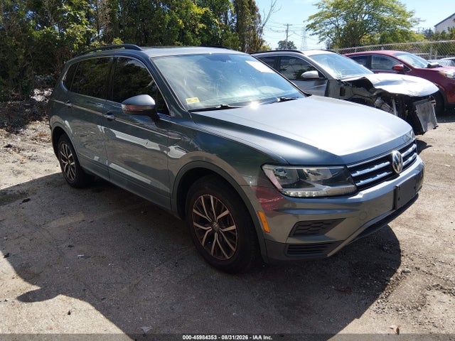 Auction sale of the 2019 Volkswagen Tiguan 2.0t Se/2.0t Sel/2.0t Sel R-line/2.0t Sel R-line Black, vin: 3VV2B7AX7KM182742, lot number: 45984353