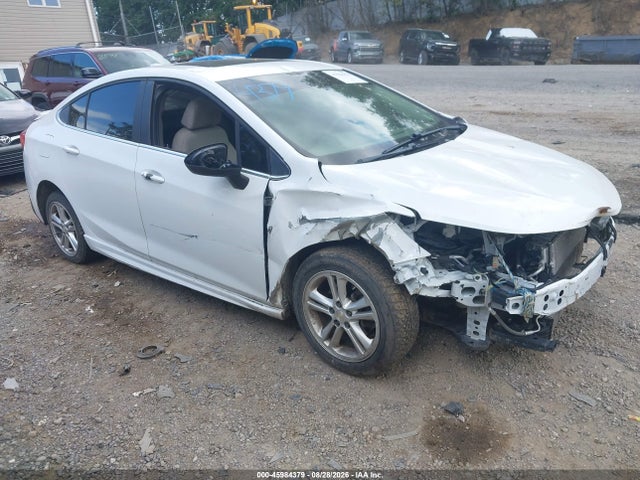 Aukcja sprzedaży 2018 Chevrolet Cruze Lt Auto, vin: 1G1BE5SM1J7175642, numer aukcji: 45984379