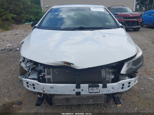 Aukcja sprzedaży 2018 Chevrolet Cruze Lt Auto, vin: 1G1BE5SM1J7175642, numer aukcji: 45984379