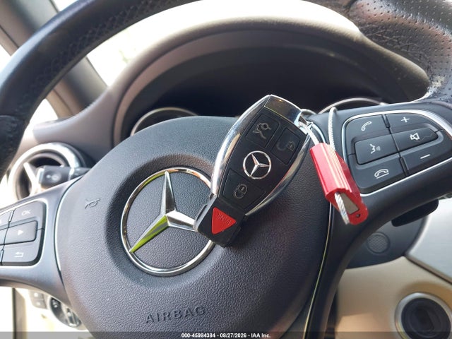 Продажа на аукционе авто 2016 Mercedes-benz Gla 250 4matic, vin: WDCTG4GB7GJ255332, номер лота: 45984384
