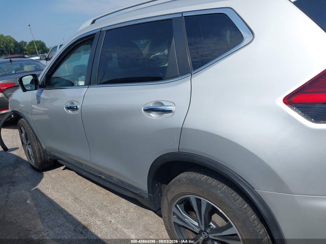Продажа на аукционе авто 2017 Nissan Rogue Sl, vin: 5N1AT2MV4HC834890, номер лота: 45984396