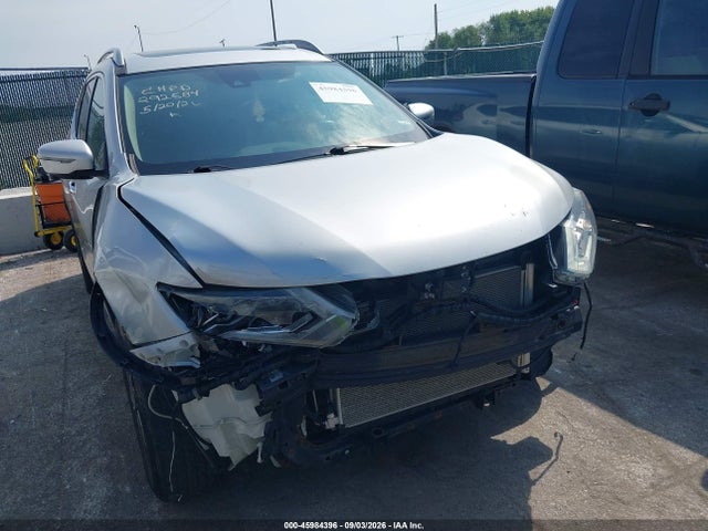 Продажа на аукционе авто 2017 Nissan Rogue Sl, vin: 5N1AT2MV4HC834890, номер лота: 45984396
