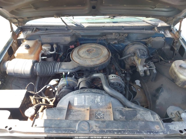 45984397 :رقم المزاد ، 1GCDC14K7LZ239961 vin ، 1990 Chevrolet Gmt-400 C1500 مزاد بيع