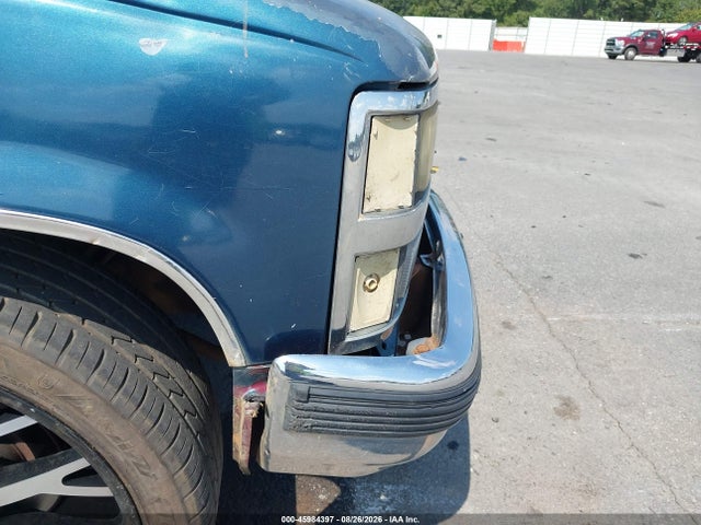 45984397 :رقم المزاد ، 1GCDC14K7LZ239961 vin ، 1990 Chevrolet Gmt-400 C1500 مزاد بيع