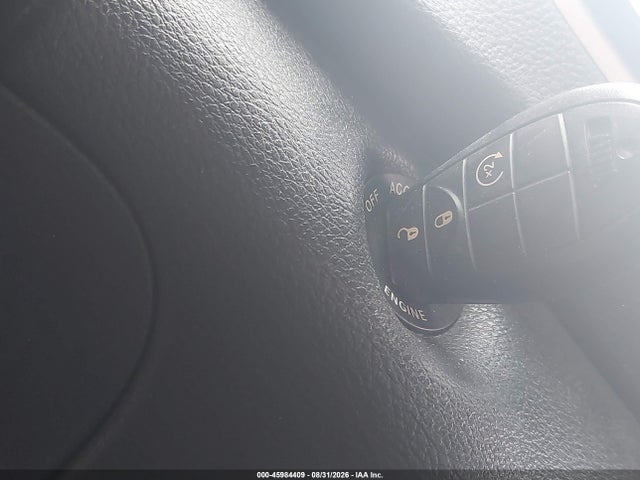 2015 Jeep Cherokee Latitude მანქანა იყიდება აუქციონზე, vin: 1C4PJMCB8FW558426, აუქციონის ნომერი: 45984409