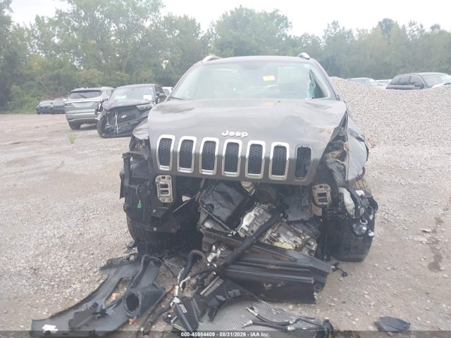 2015 Jeep Cherokee Latitude მანქანა იყიდება აუქციონზე, vin: 1C4PJMCB8FW558426, აუქციონის ნომერი: 45984409