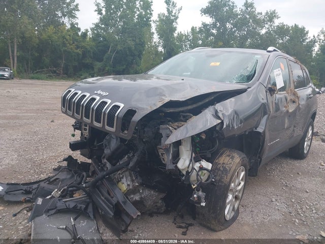 2015 Jeep Cherokee Latitude მანქანა იყიდება აუქციონზე, vin: 1C4PJMCB8FW558426, აუქციონის ნომერი: 45984409