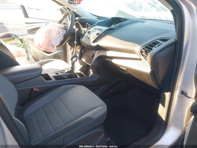 Продажа на аукционе авто 2017 Ford Escape S, vin: 1FMCU0F77HUC43066, номер лота: 45984411