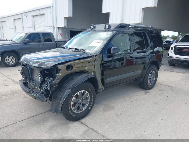 45984419 :رقم المزاد ، 5N1AN0NW2FN650023 vin ، 2015 Nissan Xterra Pro-4x مزاد بيع