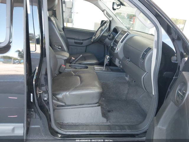 45984419 :رقم المزاد ، 5N1AN0NW2FN650023 vin ، 2015 Nissan Xterra Pro-4x مزاد بيع