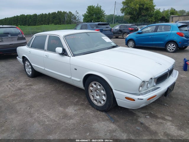 Aukcja sprzedaży 2000 Jaguar Xj8, vin: SAJDA14C9YLF17787, numer aukcji: 45984477