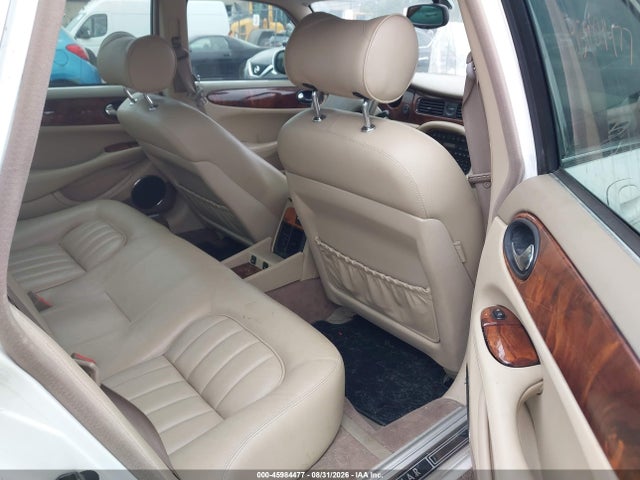 45984477 :رقم المزاد ، SAJDA14C9YLF17787 vin ، 2000 Jaguar Xj8 مزاد بيع