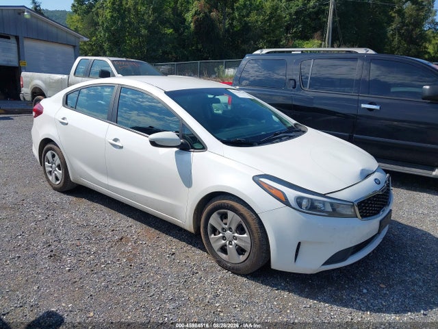 Auction sale of the 2017 Kia Forte Lx, vin: 3KPFL4A76HE035407, lot number: 45984516